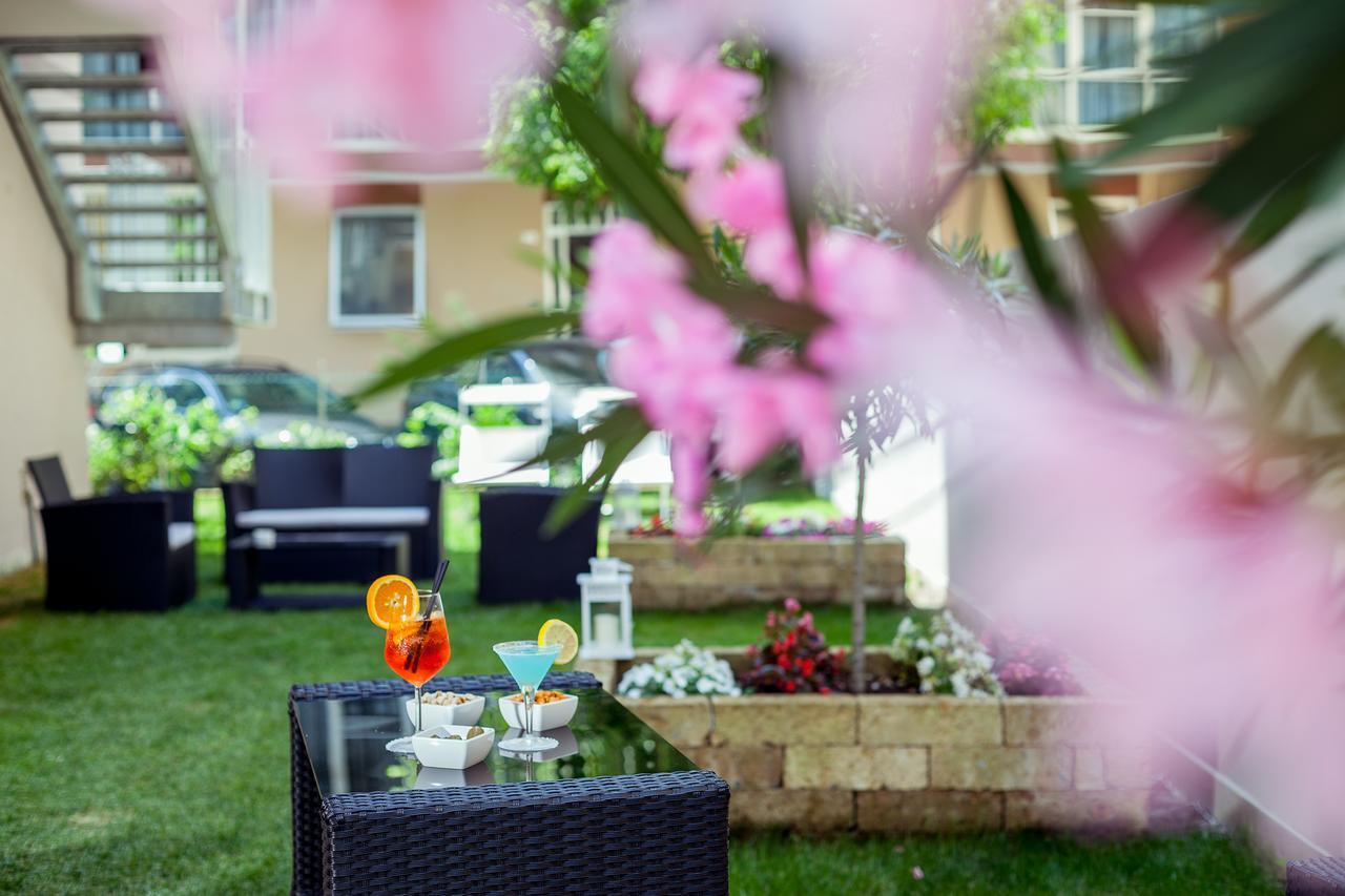Hotel Gioia Rimini Esterno foto